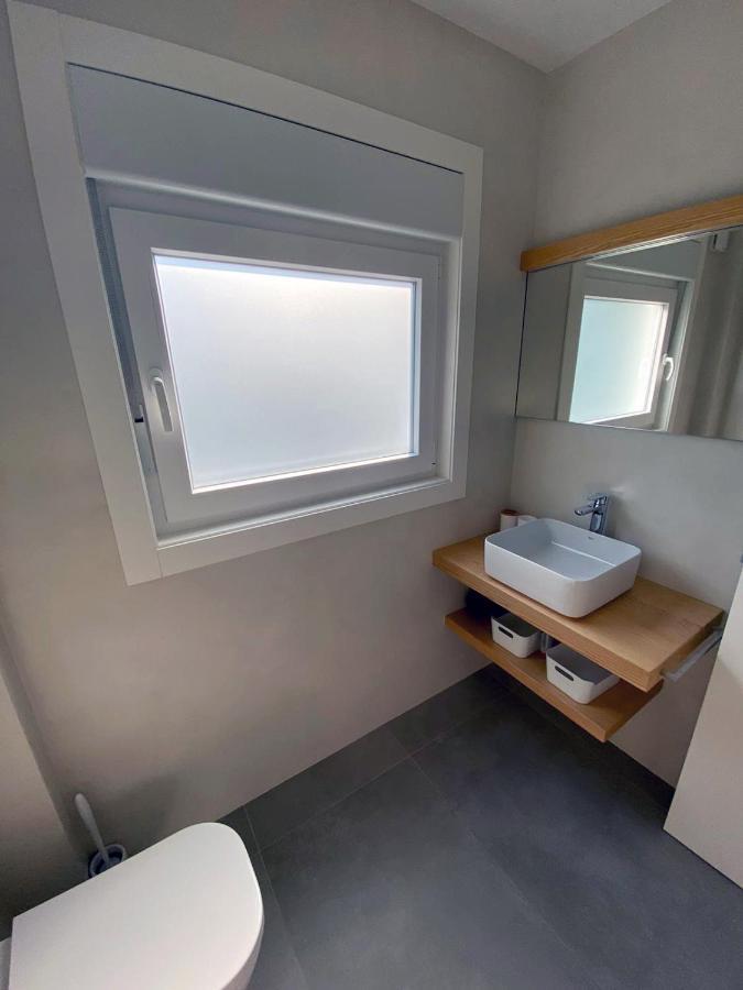 Apartamentos Angelito Playa America A Nigrán Exteriör bild